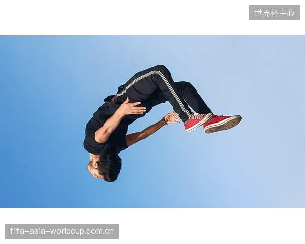 更安全的护具，是否会鼓励极限运动员做出更危险的动作？科技进步背后的责任边界在哪里？
